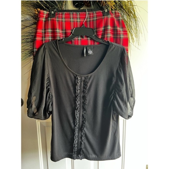 Womens New Directions Short sleeve black top with puff flirty sleeves top - Picture 1 of 9